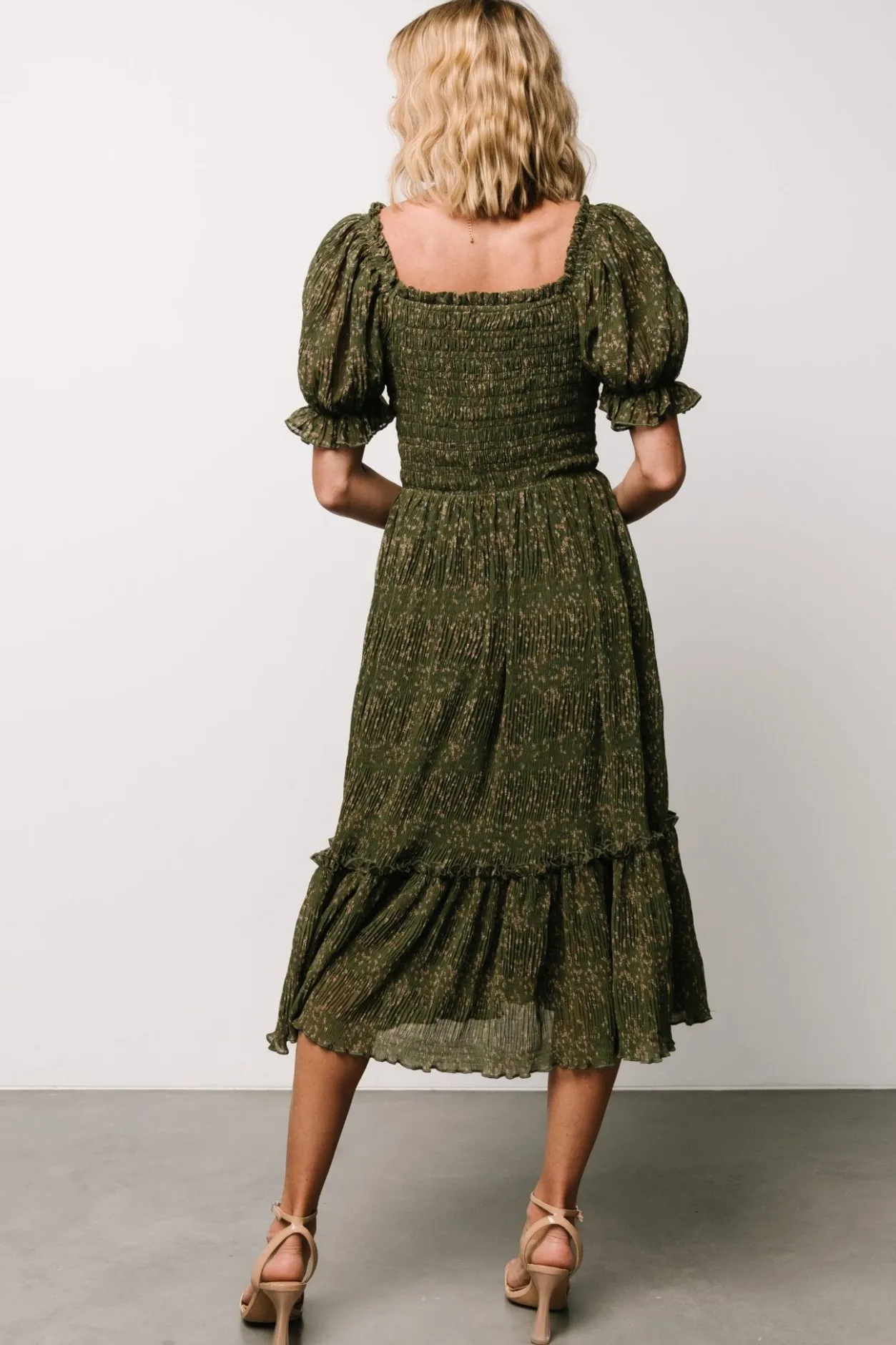Hot Baltic Born Beatrice Smocked Midi Dress | Olive Floral OliveFloral