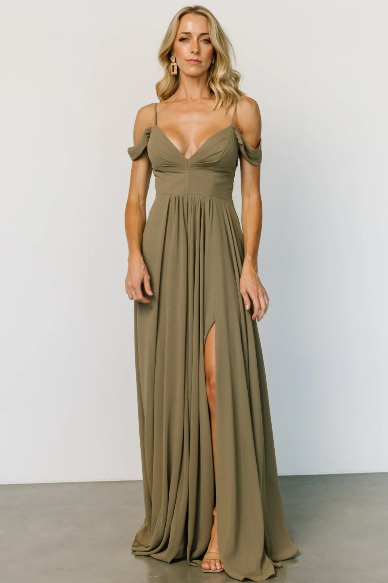 Discount Baltic Born Bianca Lace Maxi Dress | Olive