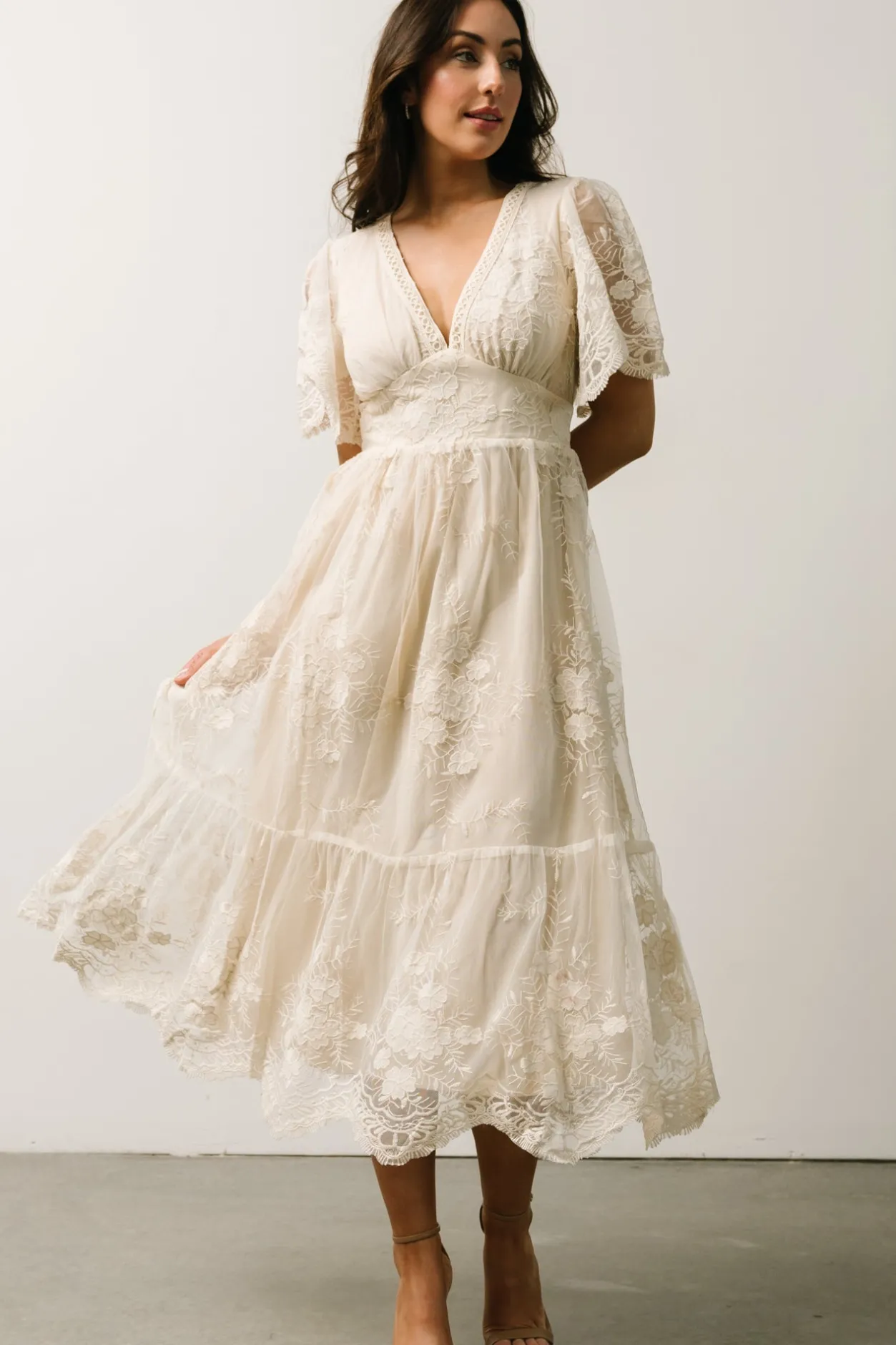 Outlet Baltic Born Clarisa Lace Midi Dress | Vintage Cream VintageCream