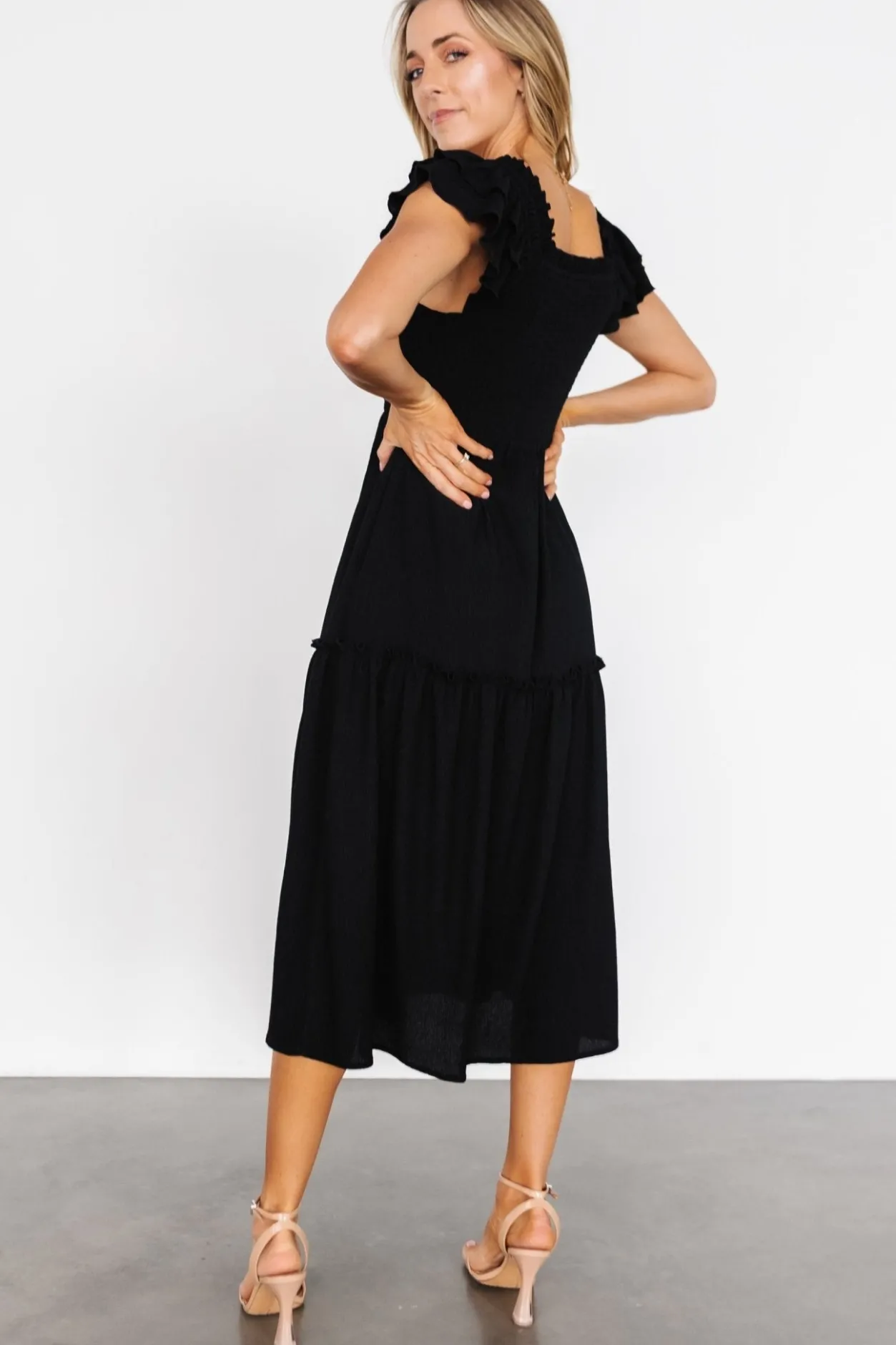 Outlet Baltic Born Jacie Smocked Midi Dress | Black