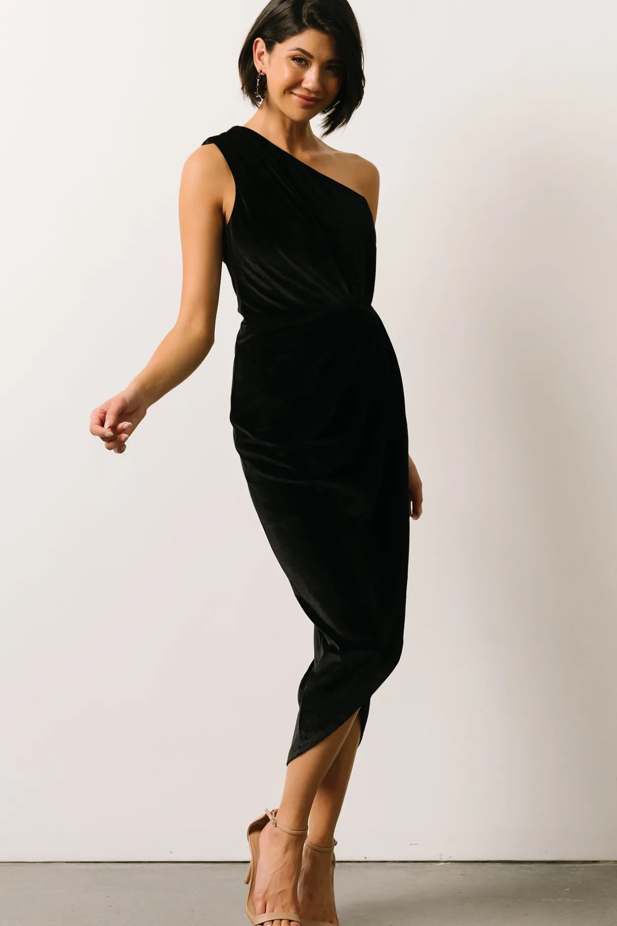 Fashion Baltic Born Kourtney Velvet One Shoulder Midi Dress | Black