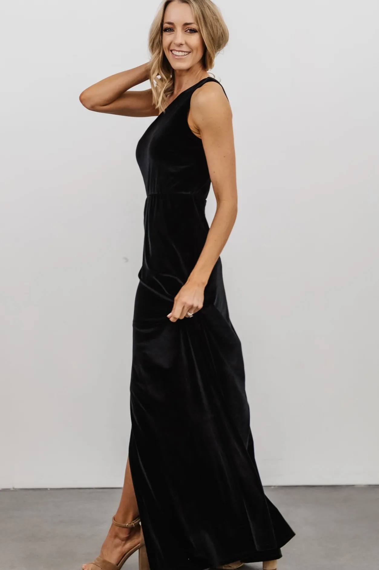 Hot Baltic Born Tatiana Velvet One Shoulder Maxi Dress | Black